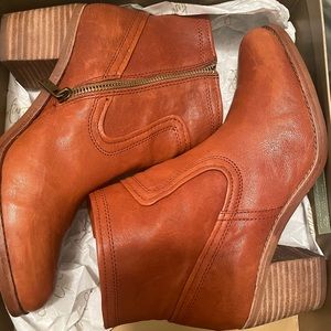 Cognac Anklets Boots by Arturo Chiang